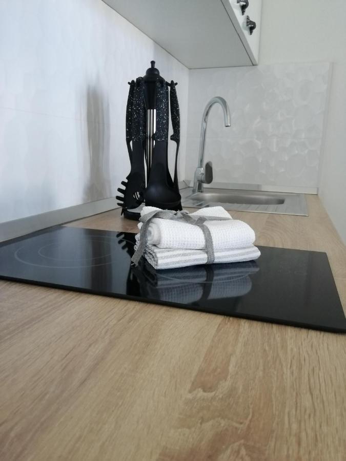 Studio Apartment Lanterna Zára Kültér fotó