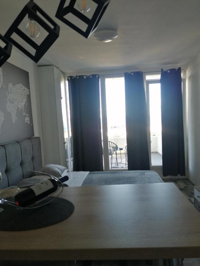 Studio Apartment Lanterna Zára Kültér fotó