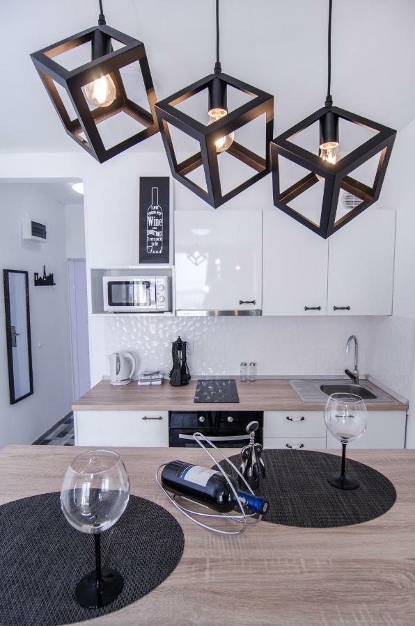 Studio Apartment Lanterna Zára Kültér fotó